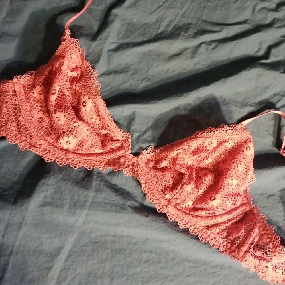 Victoria's secret unlined pink bra size small